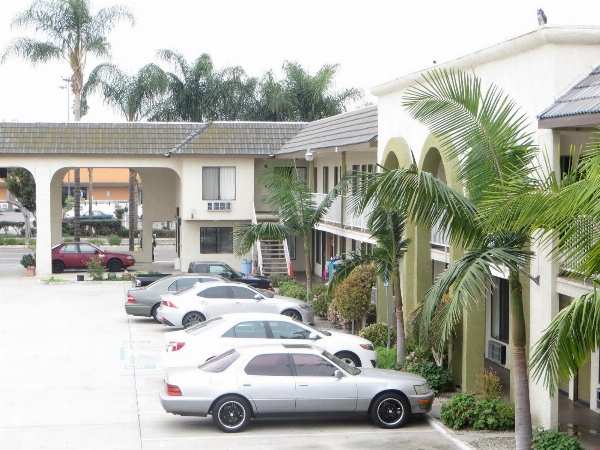 National Inn Garden Grove image 8